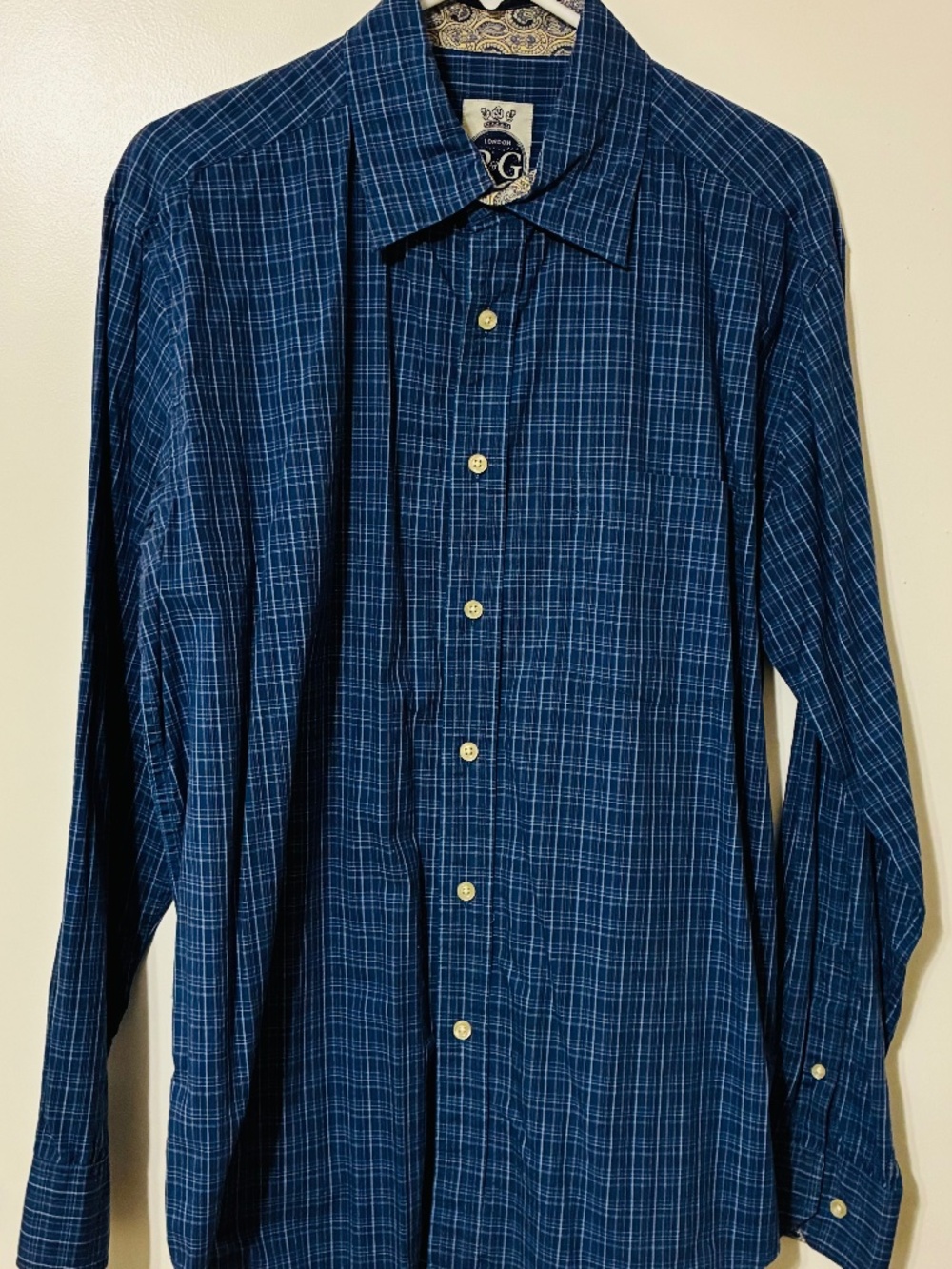 R & G ROBERT GRAHAM LONDON MENS L/SLEEVE BUTTONED SHIRT BLUE ON BLUE PLAID SZ  L